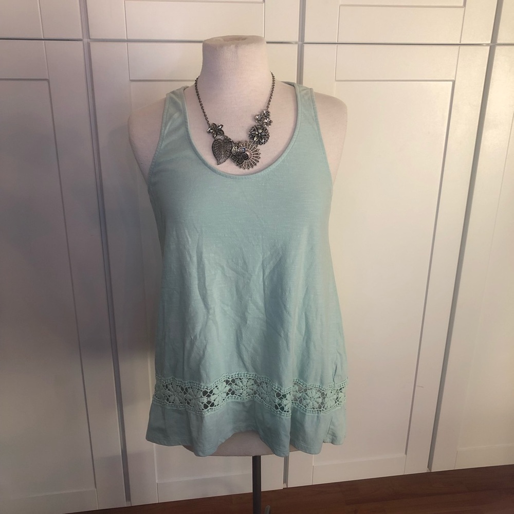 Mossimo flowy tank size large